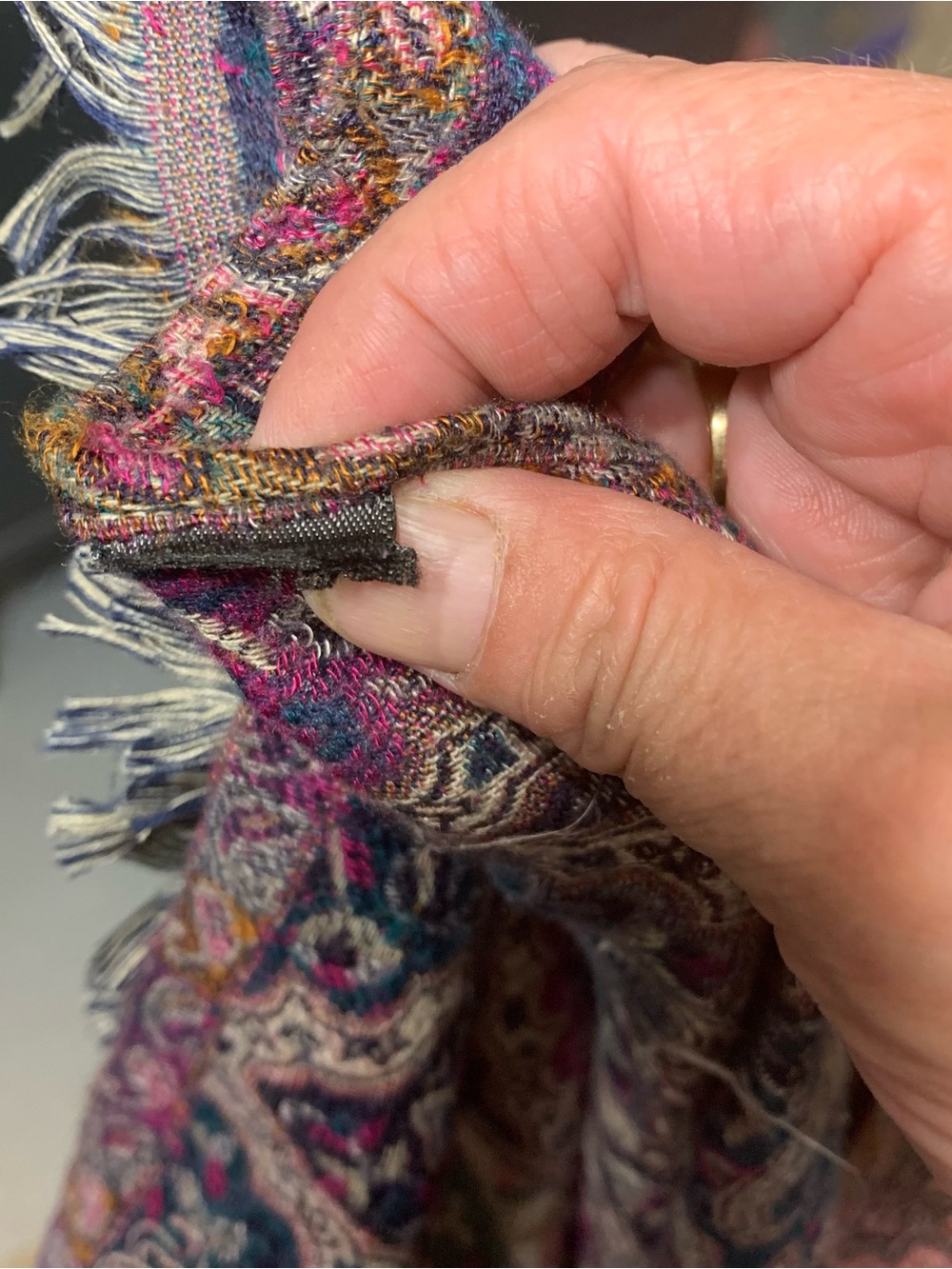 Paisley Woven Scarf Wrap Purple Cream Rectangle Fringed Shawl 28"X80" Reversible - Picture 8 of 11